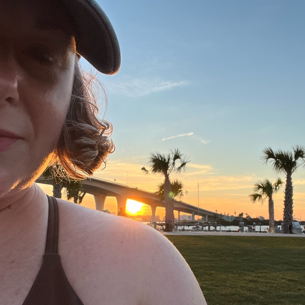 Hi Hello 👋 I’m Stylemate Shawn Marie. What’s your name? - Picture 13 of 16